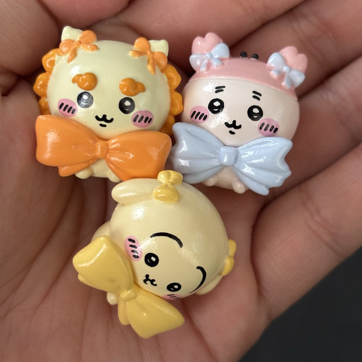 Q_Qns's tweet photo. 【交換】
ちいかわ びっくらたまご リボンなみんな
譲:うさぎ、シーサー、古本屋
求:ちいかわ
トンカチでバスボム割って水洗い済
新宿or池袋手渡し希望です。
条件合う方いらっしゃいましたら検索からでもお気軽にお声掛け下さい。 https://t.co/UTlH7AAGTN