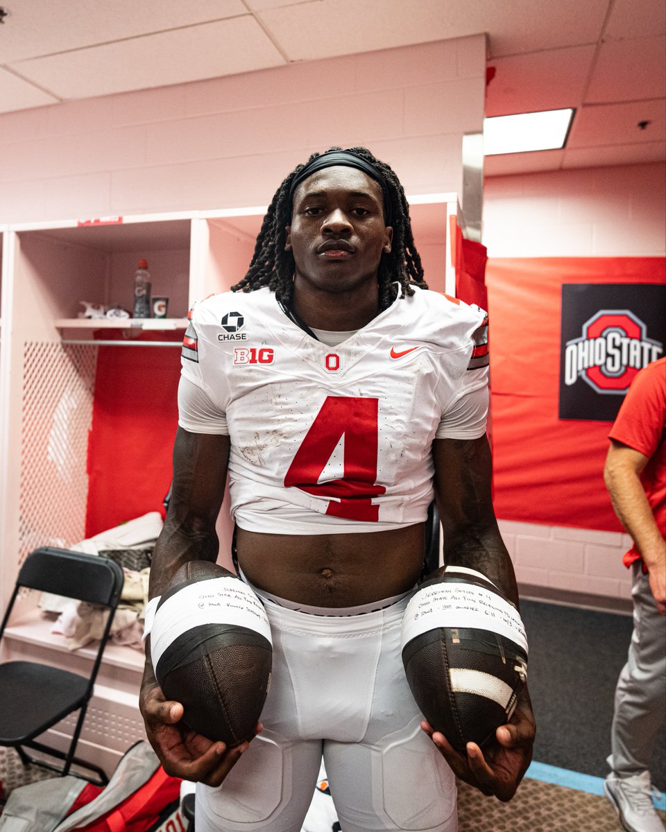 OhioStateFB's tweet photo. Cemented ♾️ @Jermiah_Smith1 https://t.co/X79rTDVnJJ
