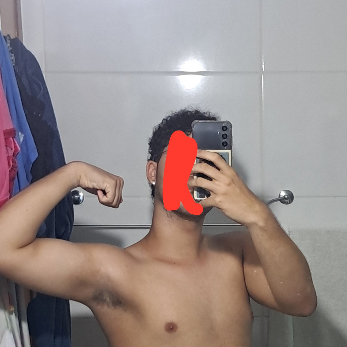 NovCGRJ's tweet photo. 💪🏼
#PINTOAWARDSGAY 
#PINTOAWARD
#PINTOAWARDS 
#brotheragem 
#novinho
#broderagem
#BROTHERAGEM
#brotheragemheteroㅤ
#cockcompareㅤㅤ
#TROCONUDSㅤ 
#BUNDASAWARDS
#BUNDAAWARDS https://t.co/MSbH9gGT2E