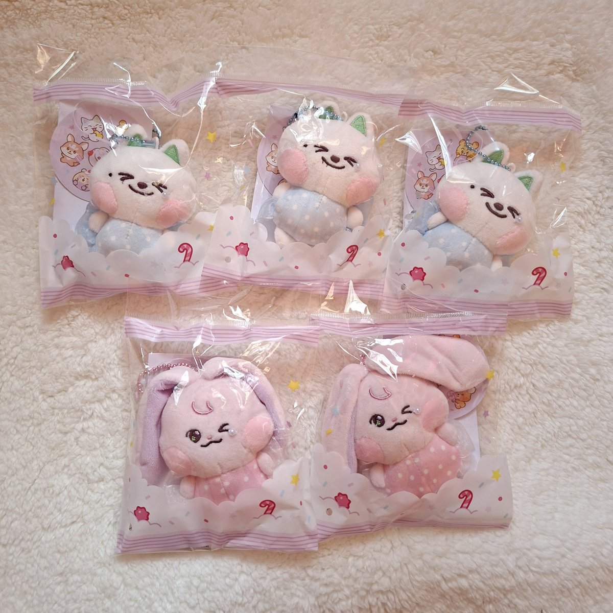 _orenjiii's tweet photo. wts want to sell rd ina line friends dreamiez jjed kkyuping jeno jaemin sweet dream keyring

205k / $13 (exc admin oren)

dom semarang https://t.co/s7FHI3XWGC