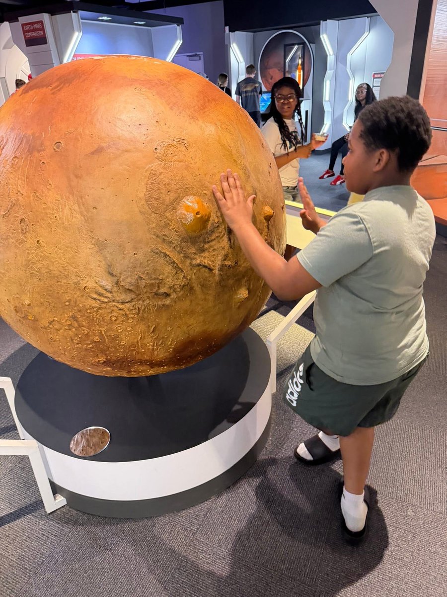 STLScienceCtr's tweet photo. Do you know what planet this is? 🤔 Guess in the comments. #stlsciencecenter https://t.co/BTCCAsw7Tv