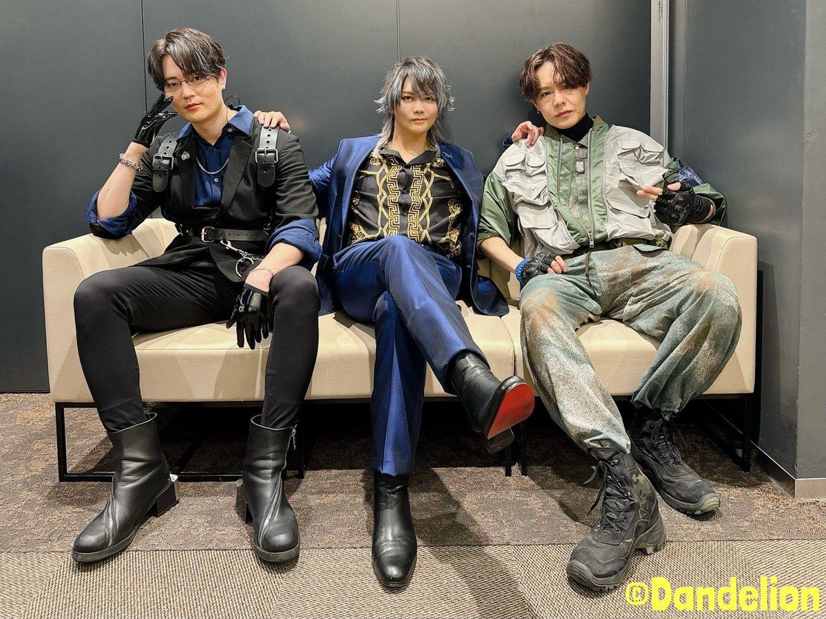Dandelion_Ltd's tweet photo. おはようございます🎤☠️
昨日の #ヒプマイ12thライブ DAY1
 #浅沼晋太郎 出演
ありがとうございました！
本日も盛り上がりましょう🙌🙌

浅沼くんのソロ写真は駒田カメラマンでした📸✨️本日もお楽しみに～😏(ダンデ2号) https://t.co/me61wmKT5N