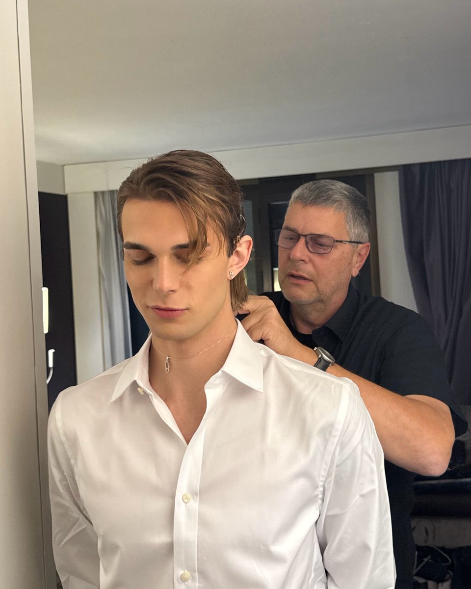 nilskuepics's tweet photo. 261004 nilskue instagram update
🔗 https://t.co/ZzKPHZ7A1o…
#nils #nilskue #NilsKuesel https://t.co/YI791aI1ua