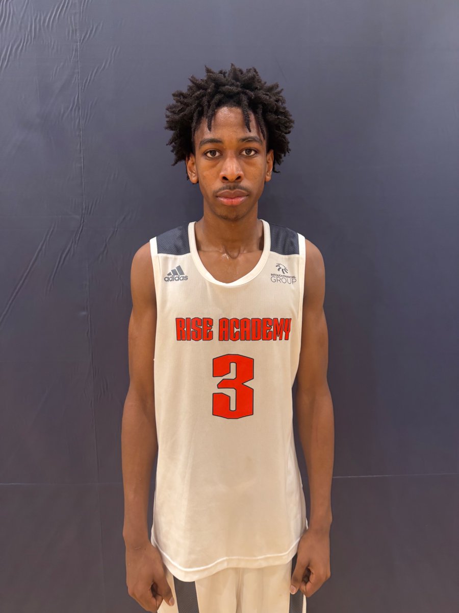 theCBGLive's tweet photo. 2027 Josiah Hanna with 26 pts in the win for GA Rise Academy versus 2028 Lucas Wabola who finished with 17 for JCM Black in the JUCO Prep Showdown.
#CBG #RunIt https://t.co/CrwlfQqtnS