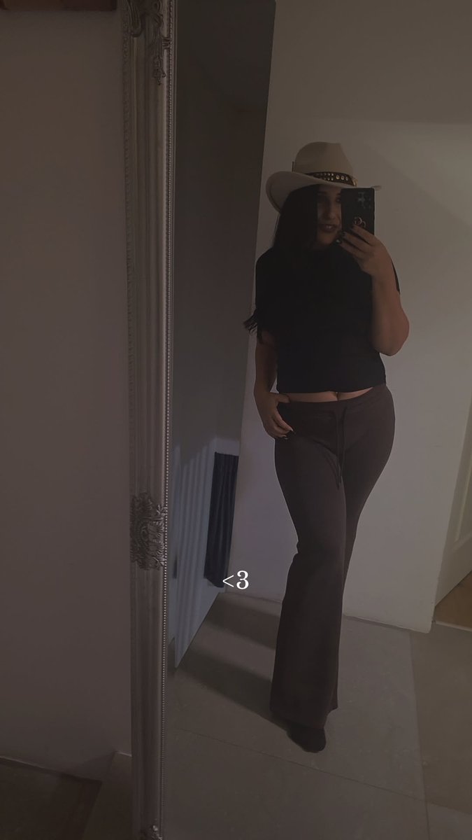 MissDyAaa's tweet photo. #online #losers&amp; #bitches 🥵 https://t.co/it81eKx6PB