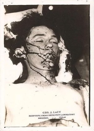 marrow_muncherr's tweet photo. bonnie parker  and  clyde barrow https://t.co/VRTOss8Hrd