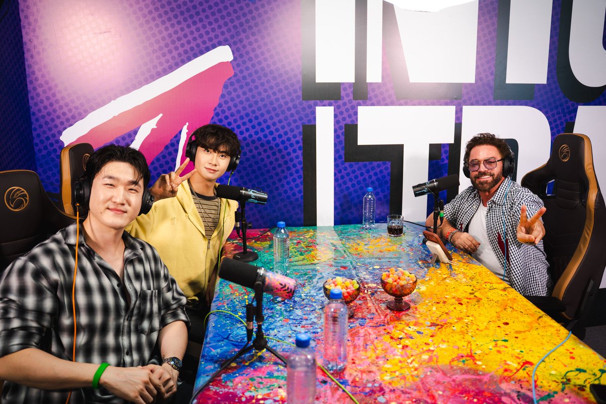 ljuly1004's tweet photo. 이진혁, 첫 브라질부터 제대로 통했다!
‘Imagineland 2026’에서 브라질 팬들을 위해 준비한 신곡
처음 듣는 신곡에도 터진 떼창, 공연 후에는 3연속 앙코르 요청까지🔥
💿 ‘Noite Queima’ 10.04 RELEASE
💿 ‘Fuego’ 11.01 RELEASE
#이진혁 #LEEJINHYUK #NoiteQueima #Fuego #Imagineland2026 #Brazil https://t.co/wPb4Vpq8Bc