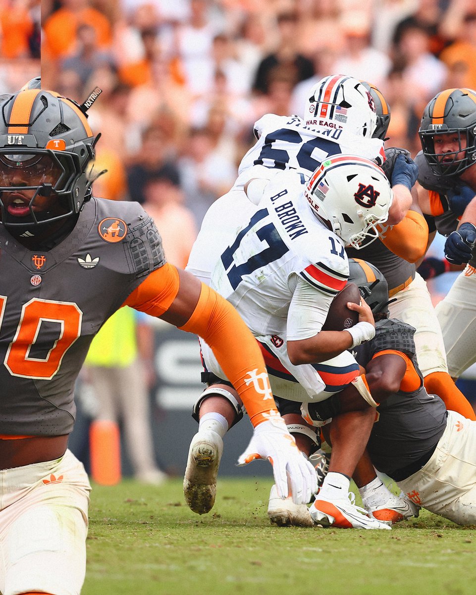 Vol_Football's tweet photo. defense had a day 

8 TFL | 4 Sacks | 3 Turnovers Forced https://t.co/Y1pSS1Edt3