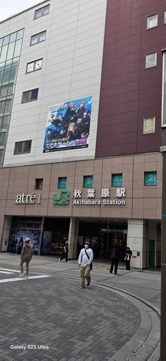 visual094's tweet photo. おはようアキバ https://t.co/A7XzmBm4gj