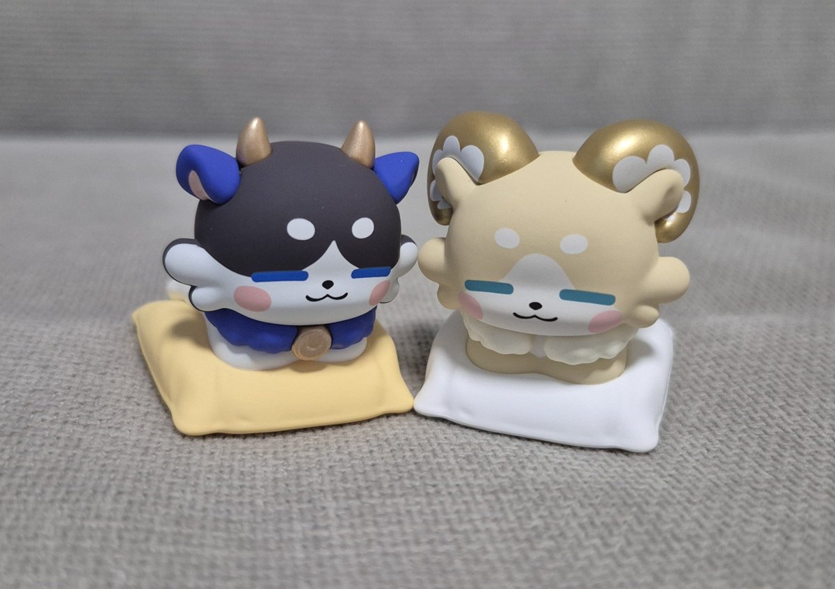 quresso's tweet photo. #ciphlaea
They think they are so cute. Huh. Evil. https://t.co/P7xjatzQbl