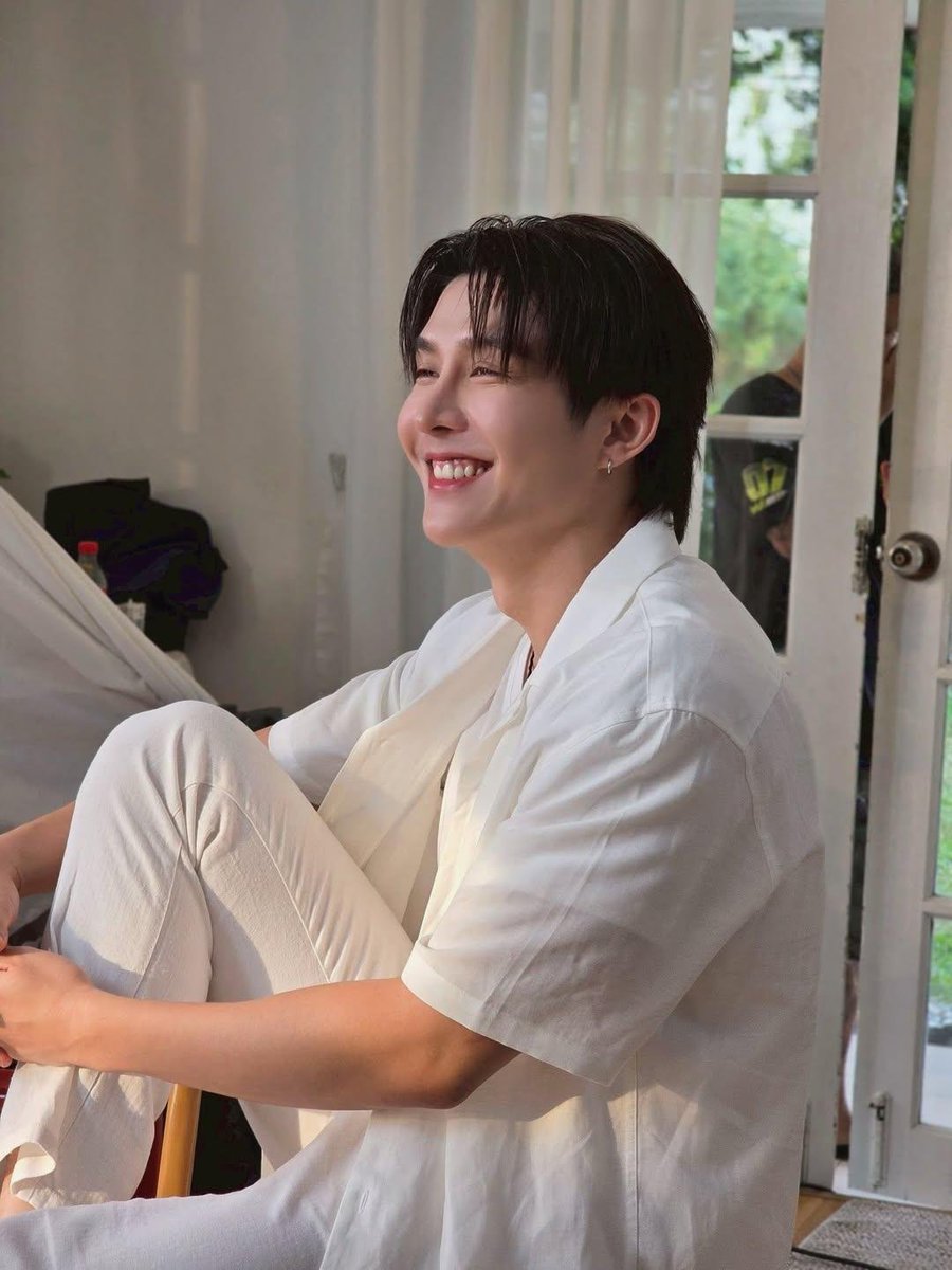 WiWi09564708's tweet photo. แฮปปี้ครับ💫💗 #smile  #basvpr #remembas https://t.co/scML8Ak9Vs