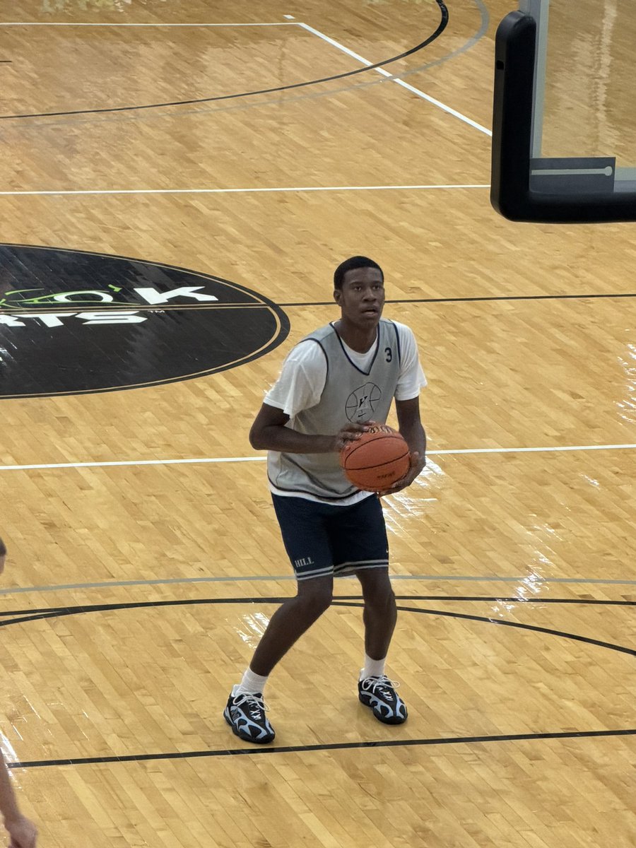 BflinnHoops's tweet photo. Some Saturday Standouts from @TheChallenge___ 

2027

Nas Barnes 
Luka Marjanovikj
Brennan Hinds 
Jaeden Igbina 
Wilson Udo 

2028

Colton Hiller
King Savior
Legend Wylie
Tyler Royal 
Cam Shields
Jayden Leatherbury

2029

Henry Branch
Brae Sosa 

2030

Joven Strine 
Wale Oladotun https://t.co/7424e3ZnvI