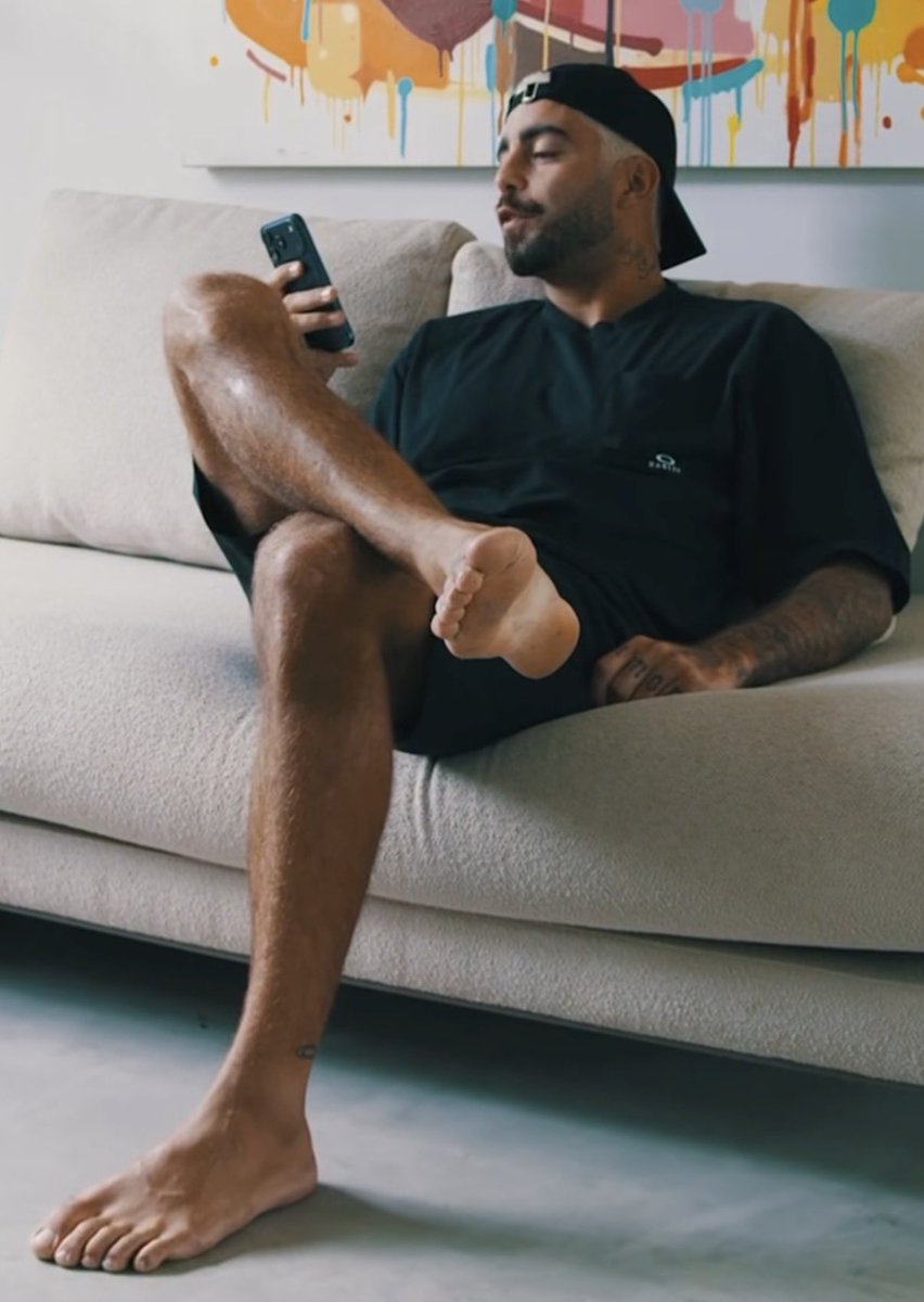 Sopezao_'s tweet photo. Solonas desse macho é uma delícia 🤤
@PedroScooby
#feet #pes #sex #sexy #sexhot #modelo #model #gays #gay #pride #homem #macho #alfa #alpha #pezao #findom #cashmaster https://t.co/8LThbKJPta