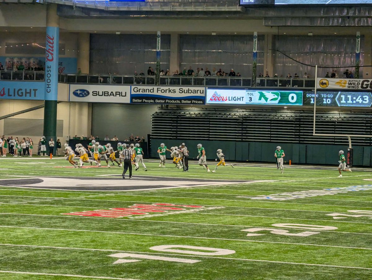 GreyCupBound's tweet photo. Congratulations, Weston Dressler, on your induction into the UND Hall of Fame! It was a pleasure watching you as a @sskroughriders #RiderPride #CFL https://t.co/KGiWnaFVCC
