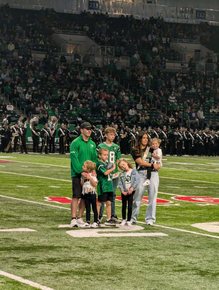 GreyCupBound's tweet photo. Congratulations, Weston Dressler, on your induction into the UND Hall of Fame! It was a pleasure watching you as a @sskroughriders #RiderPride #CFL https://t.co/KGiWnaFVCC