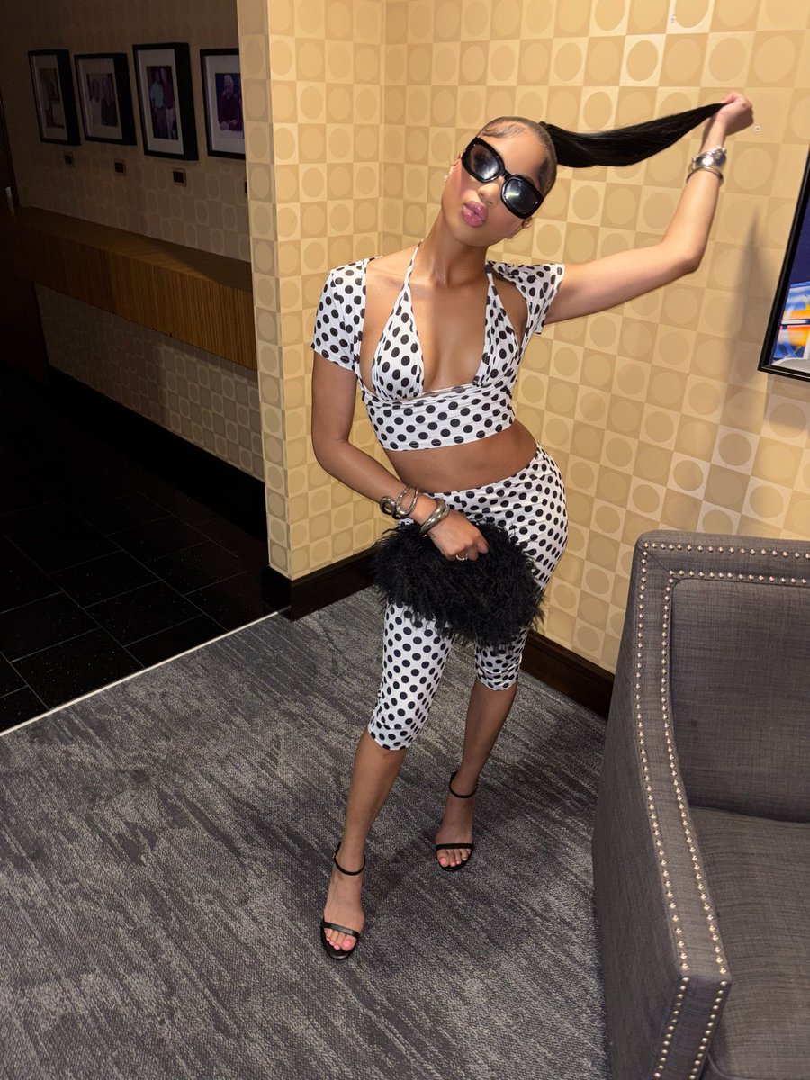 1prettyken's tweet photo. https://t.co/4TPSHY6qHX