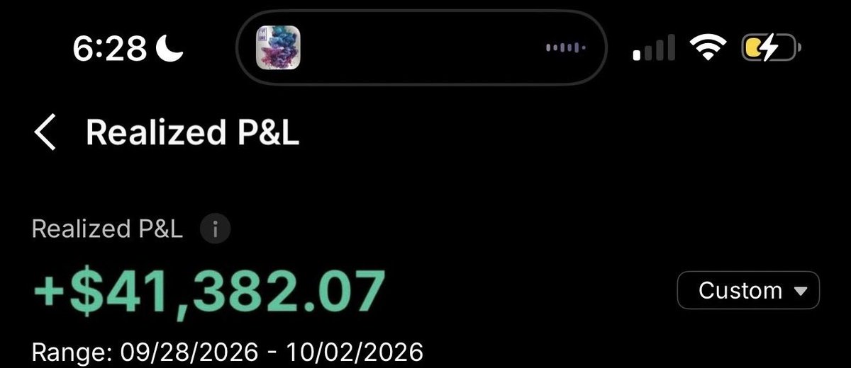 RealJGBanks's tweet photo. This is CRAZY

The first picture is when my girlfriend had just left me

Another account blown and had no money to pay rent

I felt like my life was over. Dead broke and about to give up on trading

Fast forward 9 years and it’s $40K Weeks

I married my dream wife

And living my dream life

Maybe you’ll see this maybe you won’t.. it all works out in the end