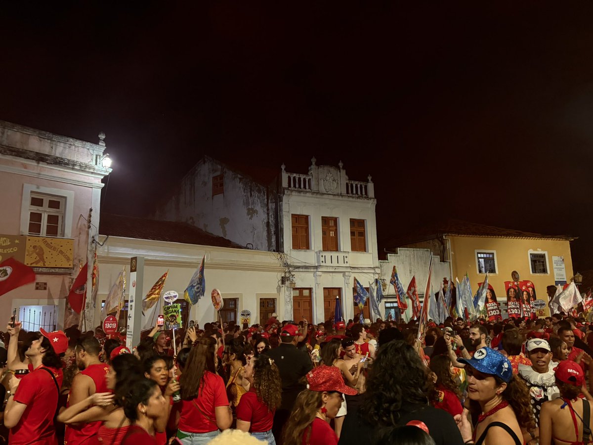 falcxs's tweet photo. lula já está eleito no nosso país pernambuco ❤️⭐️ https://t.co/W8wKN2HUlr