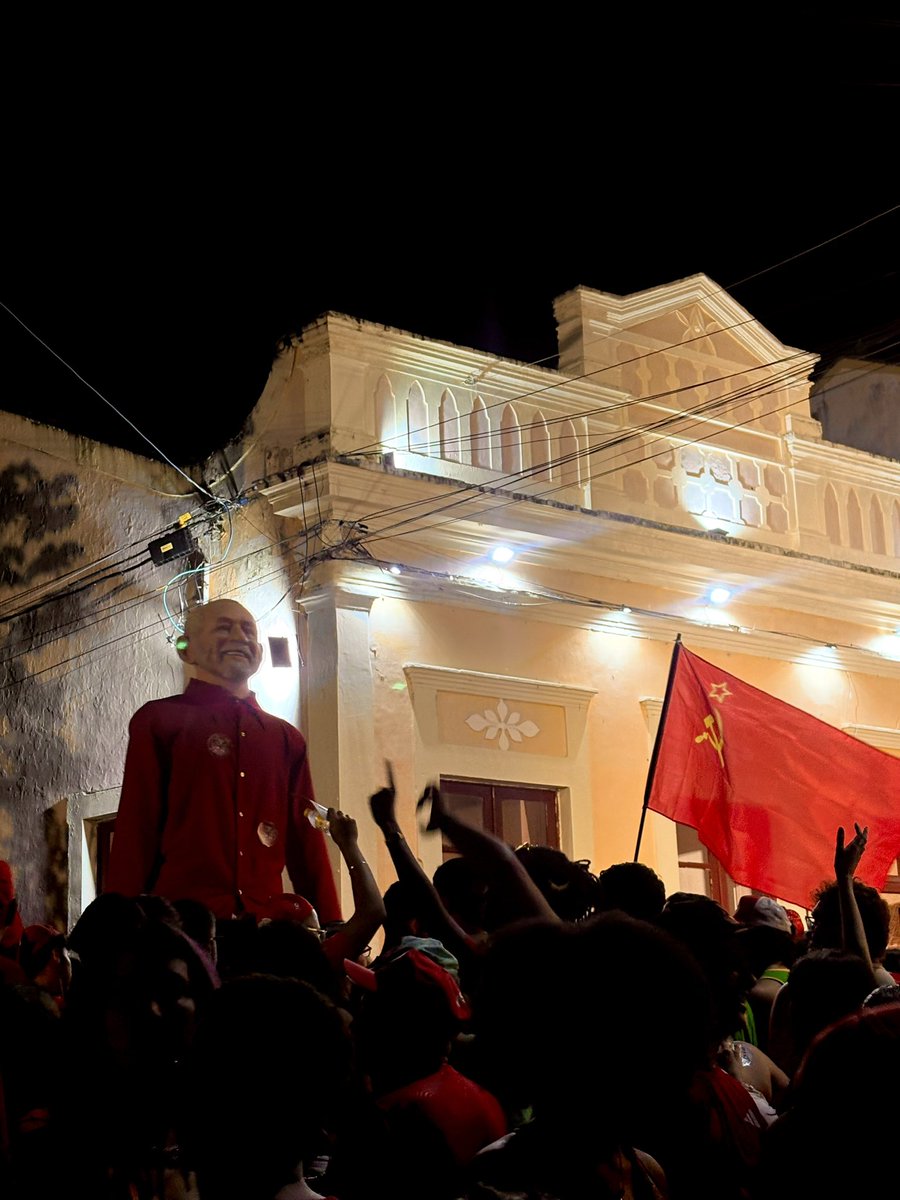 falcxs's tweet photo. lula já está eleito no nosso país pernambuco ❤️⭐️ https://t.co/W8wKN2HUlr