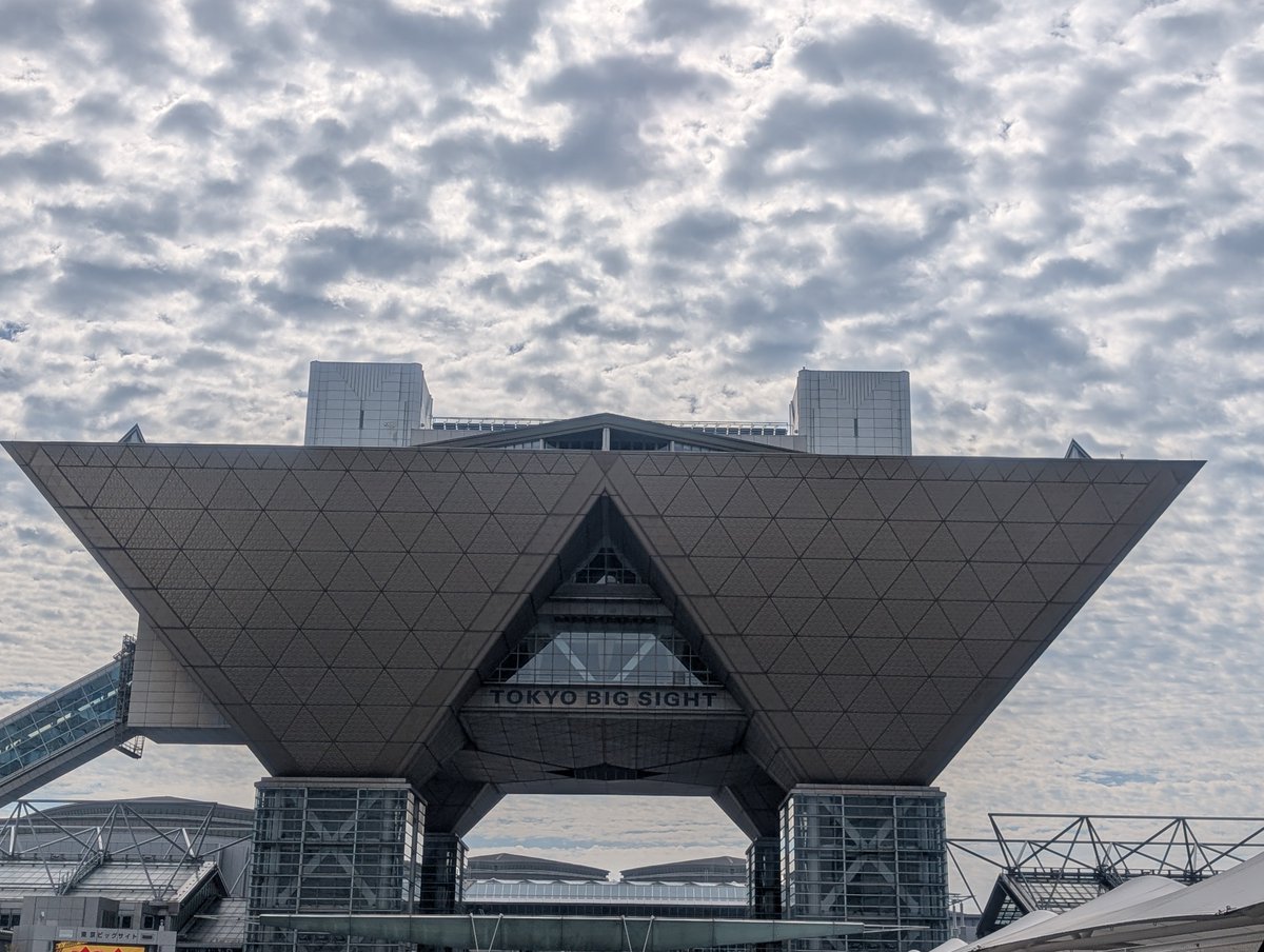Whitebase_Mk1's tweet photo. 夏コミぶり https://t.co/5HqLqBhzhZ