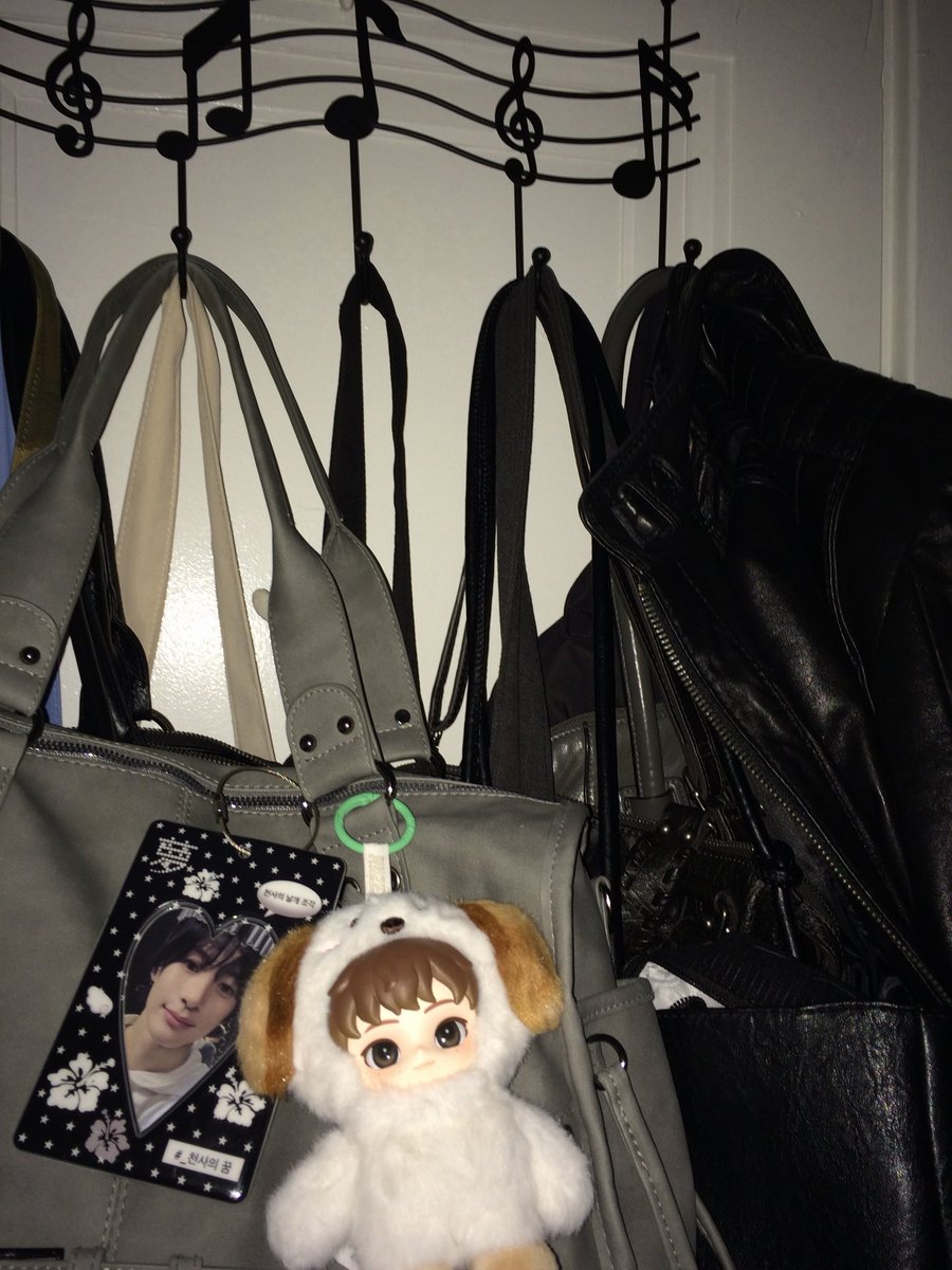 mydeardecember's tweet photo. toniii ଘ(*. .) https://t.co/JYZ8ka8PKK