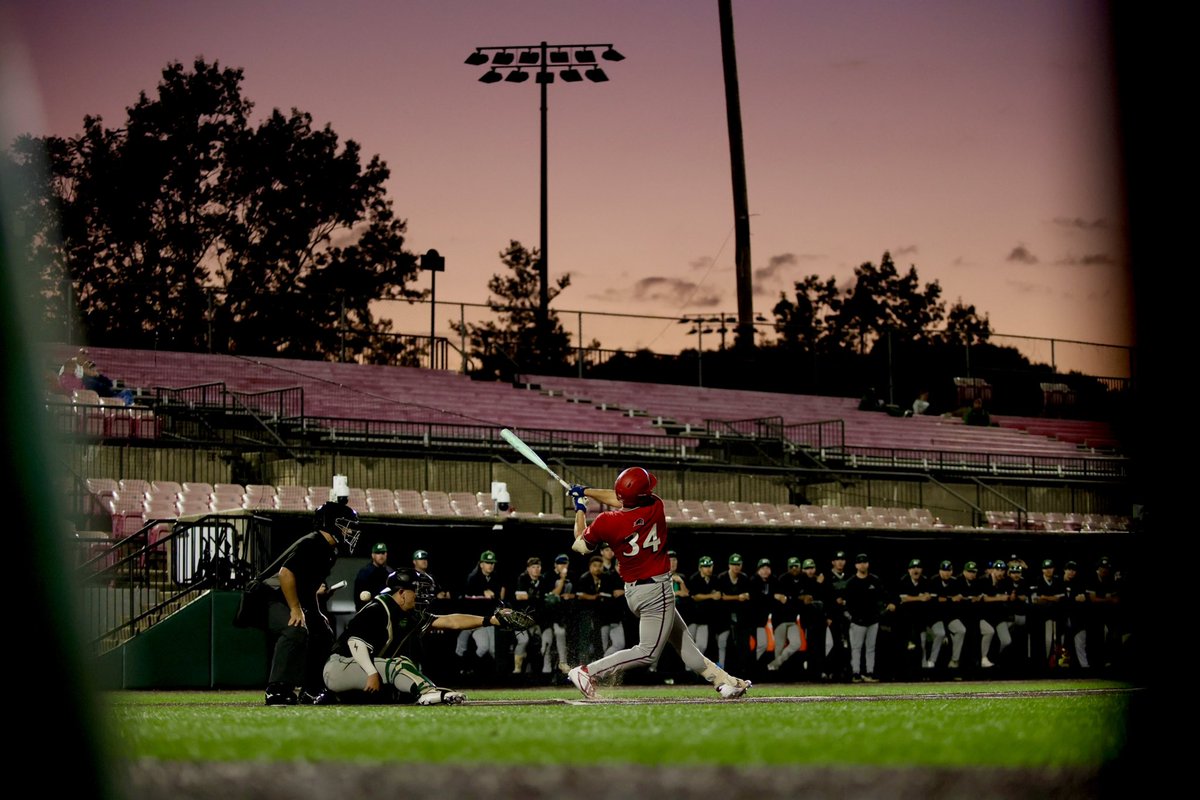 NJTechBaseball's tweet photo. Saturday night at Yogi ⚾️

#GBU | #RollTech⚔️ https://t.co/AHTbaBDGxE