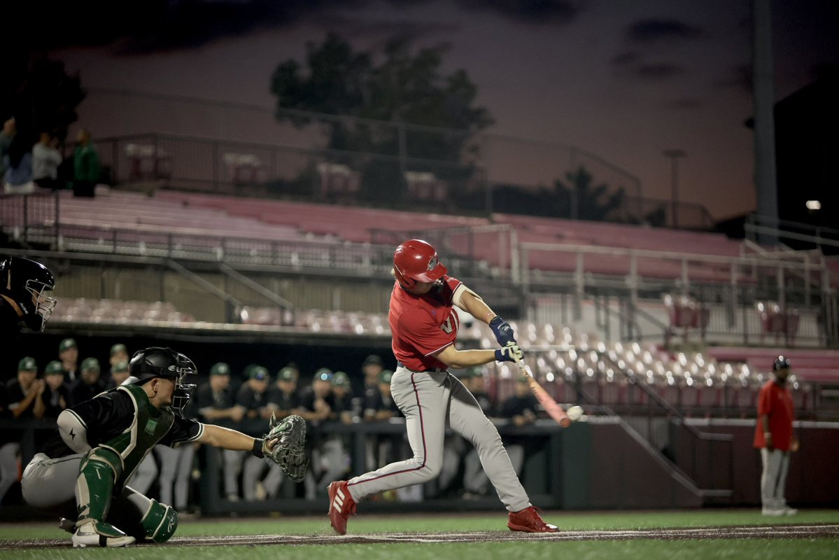 NJTechBaseball's tweet photo. Saturday night at Yogi ⚾️

#GBU | #RollTech⚔️ https://t.co/AHTbaBDGxE