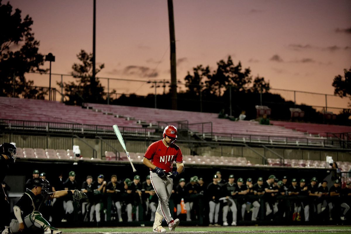 NJTechBaseball's tweet photo. Saturday night at Yogi ⚾️

#GBU | #RollTech⚔️ https://t.co/AHTbaBDGxE