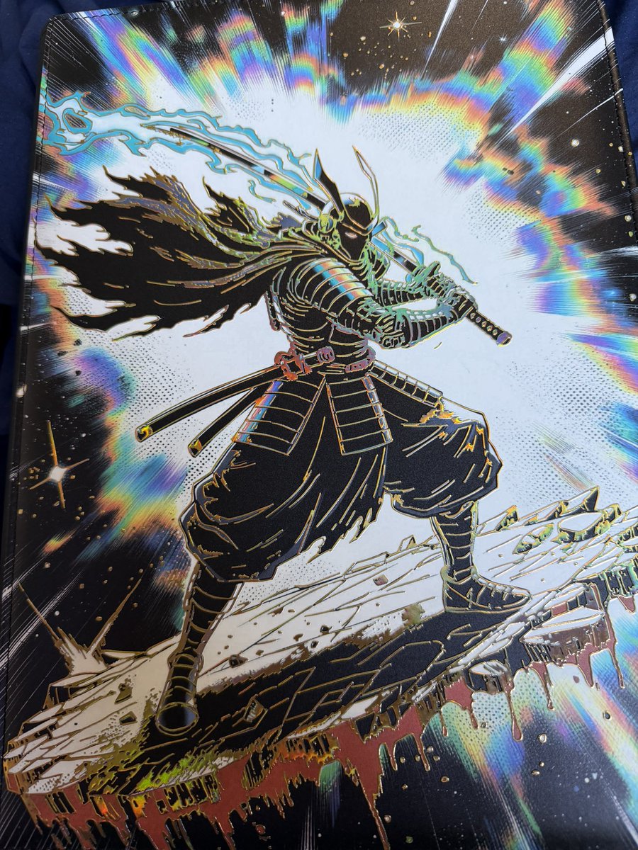 Martles3's tweet photo. Peep this card binder too! How meta is this fucking Samurai binder for Cyberpunk? With Johnny having literally headlined a hand of the same name?!
Mad steal of a find for only $25 from my local #GameBound in Kent, Wa! https://t.co/EB2sZ90iQX