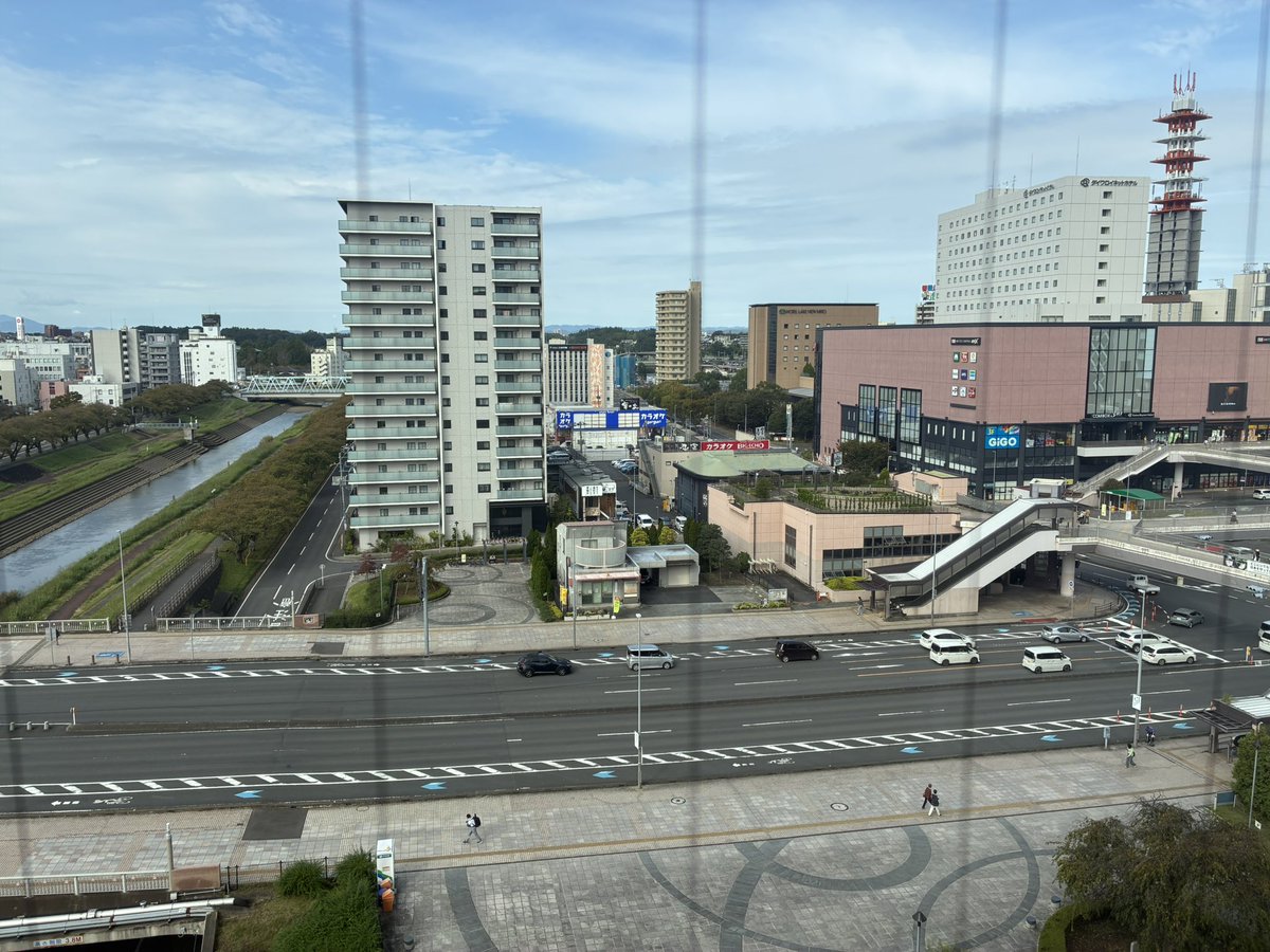 Rewriter9918vrc's tweet photo. おはようございます、今日が最終日行ってきます〜 https://t.co/H7w7VHcpMC