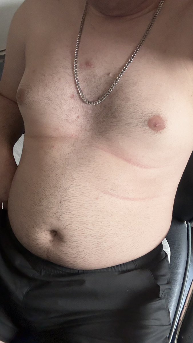 vulpes19_'s tweet photo. está como pa unos cariños en la wata ono #mlm #chubby https://t.co/a17o8LuwpP