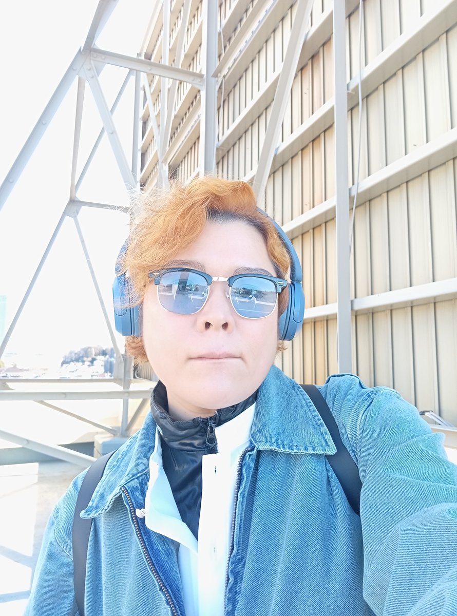 kuzubian's tweet photo. おはようございます
本当は遊ばれていることくらい知っている、出会いがあるだけ良い、そんな人生です

誰も好きになってくれないなら、自分を好きになろう。ということで

まず、髪色は何が良いと思いますか？私は貴女色に染まりたいです。私からはピンクかな

とかずっと言える好きな方は欲しいです https://t.co/XUkWsAUX6N