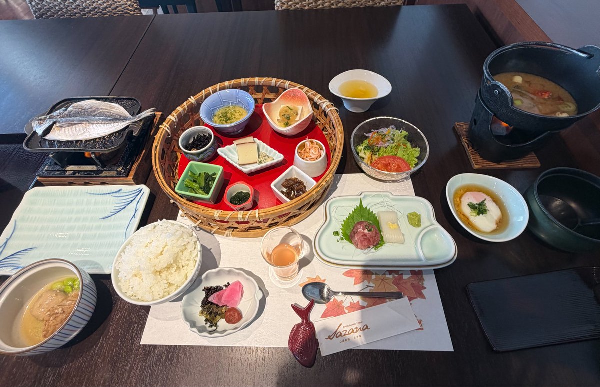 marikatomiyuki's tweet photo. 宿の朝食😋 https://t.co/WarhY5qBQi