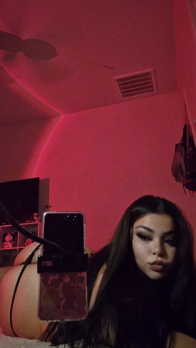 exmvvx's tweet photo. Wya? https://t.co/0G9buQTgdC