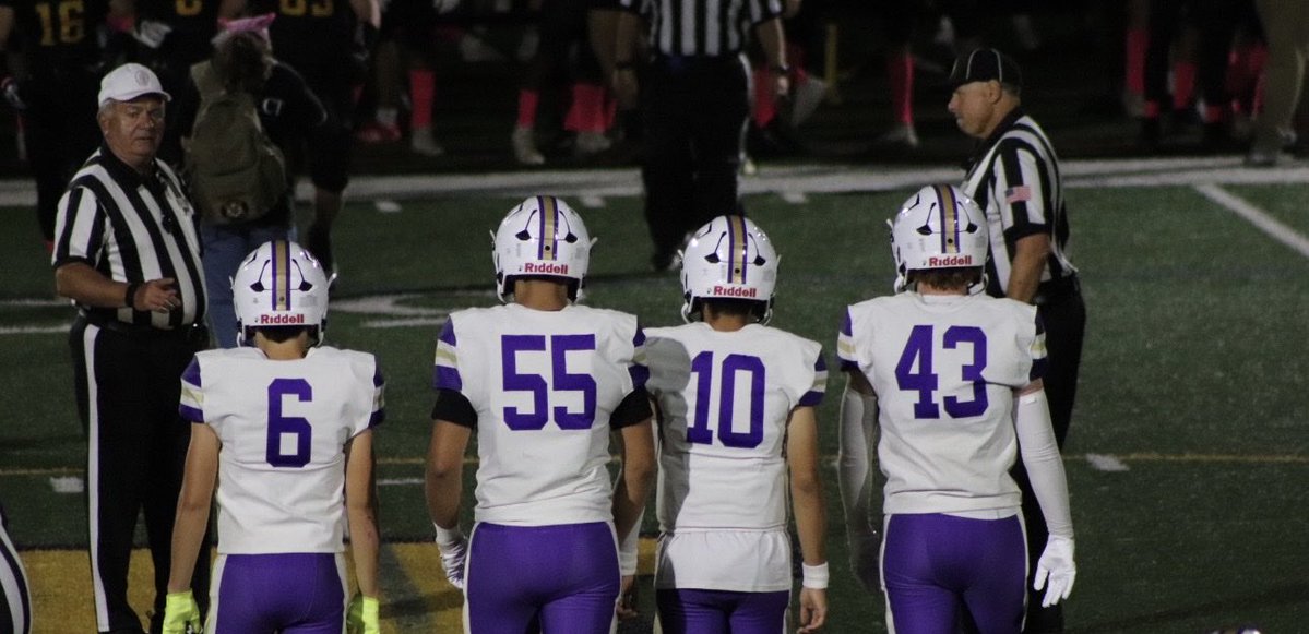 loganrichter43's tweet photo. Big win last night. Proud to stand next to these 3. https://t.co/ctZWjPrKCC