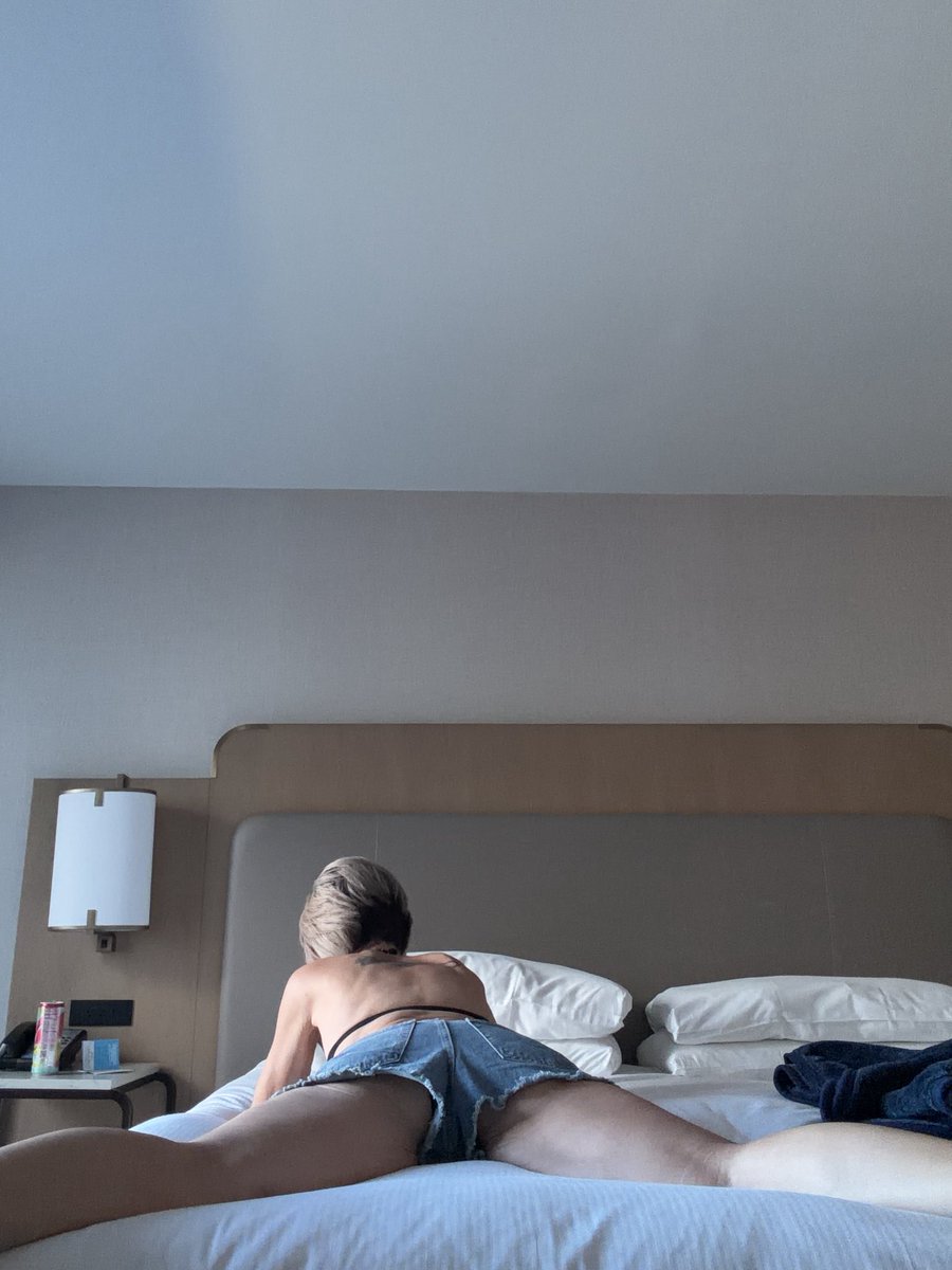 behindtheleyes's tweet photo. Just a girl, her hotel room, and a very active imagination... care to join my fantasy? 😈

#OnlyFans #OF #OnlyFansGirl #ThirstTrap #Baddie #Goddess #Snack #EyeCandy #Babe #Hottie 

https://t.co/48KxfUFQKx https://t.co/R1mFZ60TSs