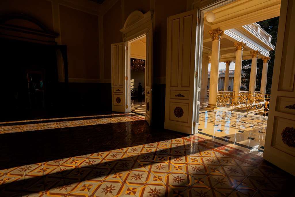 bitcoinofficesv's tweet photo. 👑 BITCOIN HISTÓRICO 2026

WHEN: 11-12 November 2026
WHERE: National Palace, Centro Histórico 

VIBES: Philosopher King meets Renaissance 2.0 https://t.co/pmY0LoO3C2