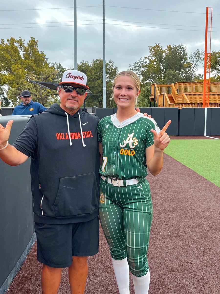 wrengaines2029's tweet photo. Awesome day back in Stillwater! I had so much fun camping the Cowgirl way and also getting to do it alongside my teammates, @HartleyHurt and @Addie_Ozgo2030! I really appreciate all the one on one work and advice throughout the day. Thank you coaches for the invite and for such a fun time! 🧡🧡

@OSUcoachG @Coach_Shippy @bergy_9 
@AGTOlson16u @TamborraStacy @freemanmekhia @Byrnes_Softball 
@ExtraInningSB @PrepSoftball @LineDsoftball @SoftbalAmerica @RecruitMatador @THEWOWSB @Rule42sports