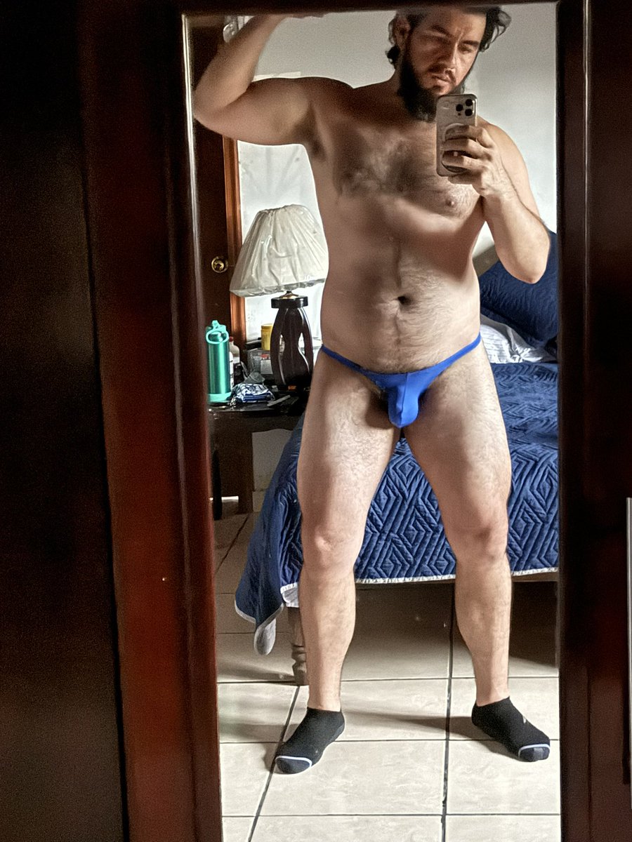 memosedz's tweet photo. Rico sábado con un buen de calor 🥵
A ver sáquense su desta🔥 https://t.co/RifGS6ryR8