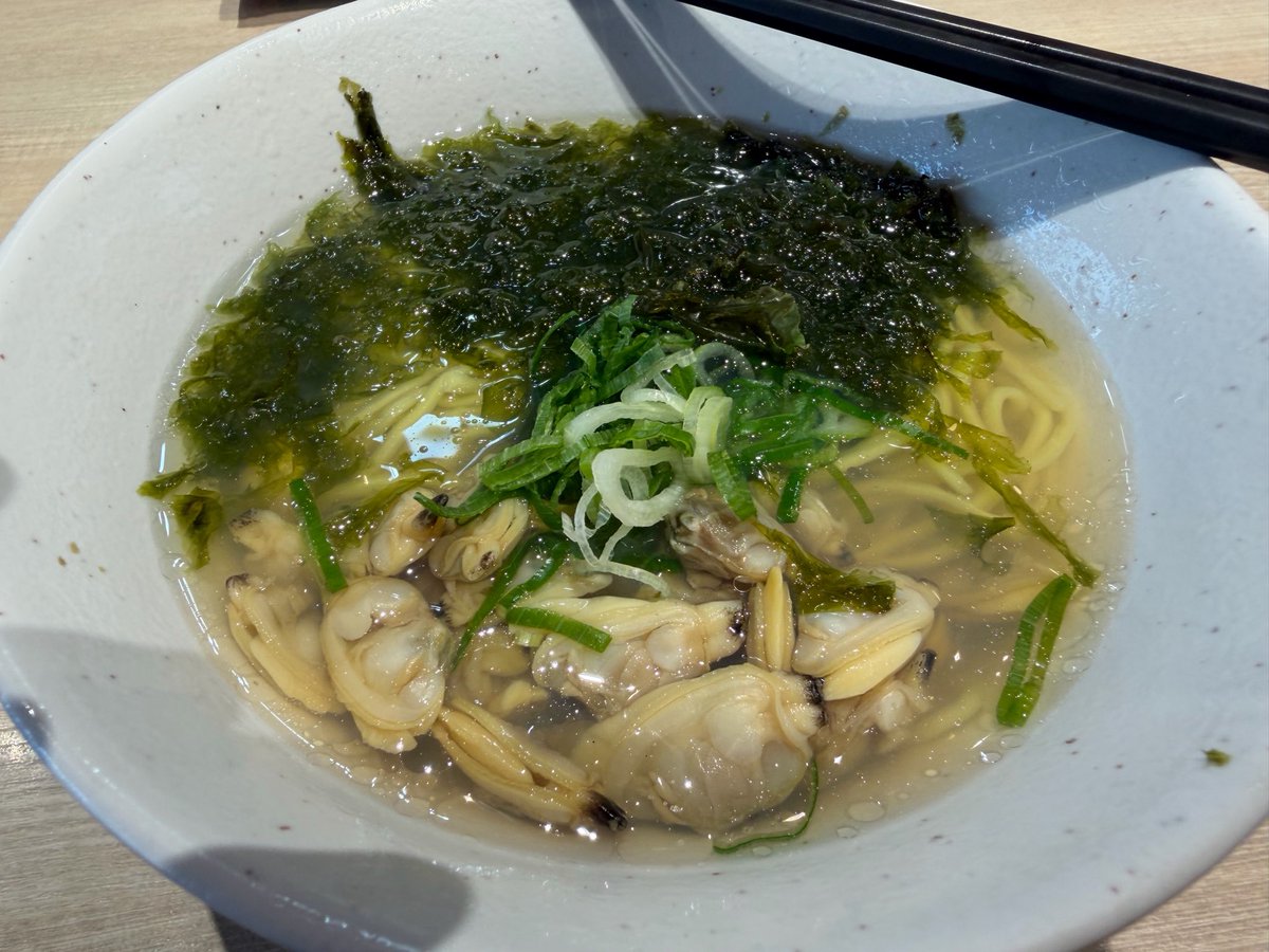 otomone_TN2's tweet photo. うみほたるであさりラーメン https://t.co/1dDNJdTPiW