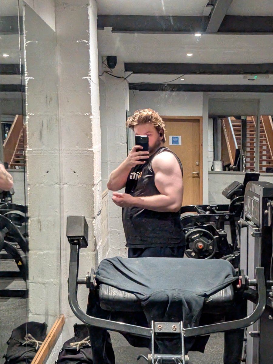 Bernietheburn's tweet photo. New intro 

☆ He / Him
☆ 29 and British 
☆Games: FN, Helldivers, Arc Raiders, Phas, Soulslikes, Metal Gear, Chiv
☆ Nerd shows and anime like Fallout, JJK, Steins Gate

#moothunt promotwt gymtwt gamingtwt moots promo https://t.co/TpBY6RxIVy