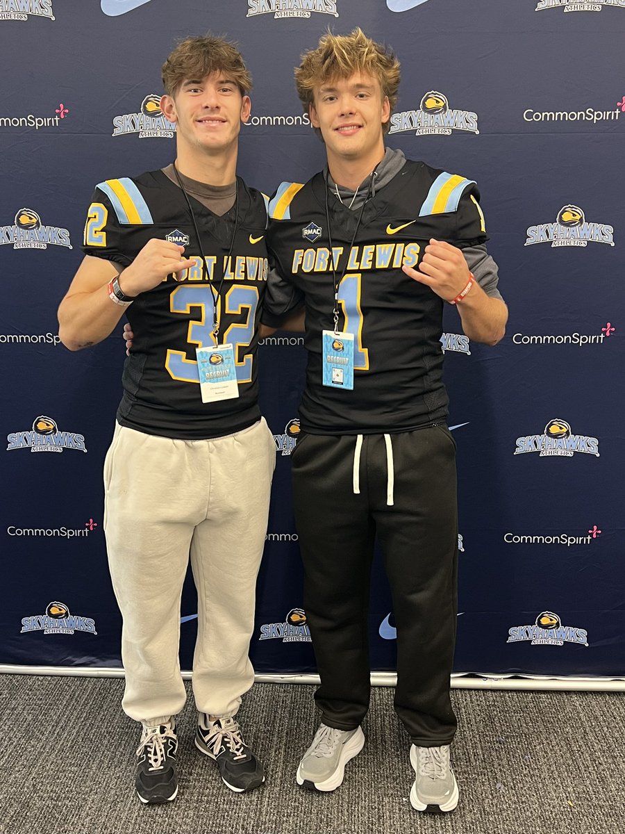cjlawyer2027's tweet photo. I would love to thank @Coach_SBrown , @coachjmacarthur, @FLCCoach_Cox, and @FLCFootball for inviting me to come out and experience a game day!! Also love to see my boy @rickert_brent.
#AGTG #SWARM #JFND #NTNP
@rockwalljfndfb @KoachV @CoachBrooks22 @coachfrantz @CoachSoderquist https://t.co/EP3DBNG2Fg