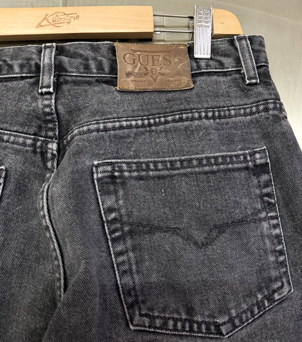 b_grade_b's tweet photo. 【GUESS denim pants】

https://t.co/XFBtKwDdwZ https://t.co/E8ToE6kIV3