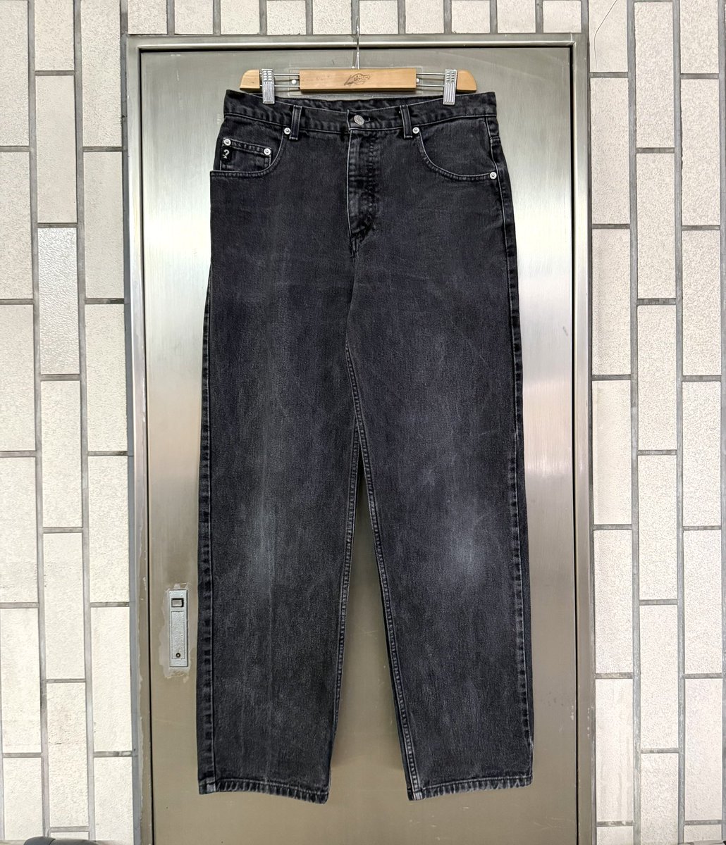 b_grade_b's tweet photo. 【GUESS denim pants】

https://t.co/XFBtKwDdwZ https://t.co/E8ToE6kIV3