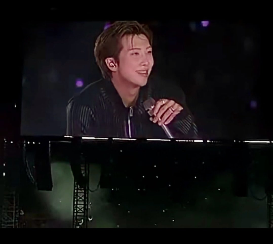 _BTSMoments's tweet photo. [📸 Instagram Post — #RM] (2/3)

🐨 얼레벌레 삽니다

(https://t.co/lC8kiiLeDJ) https://t.co/bE3NpZ750r