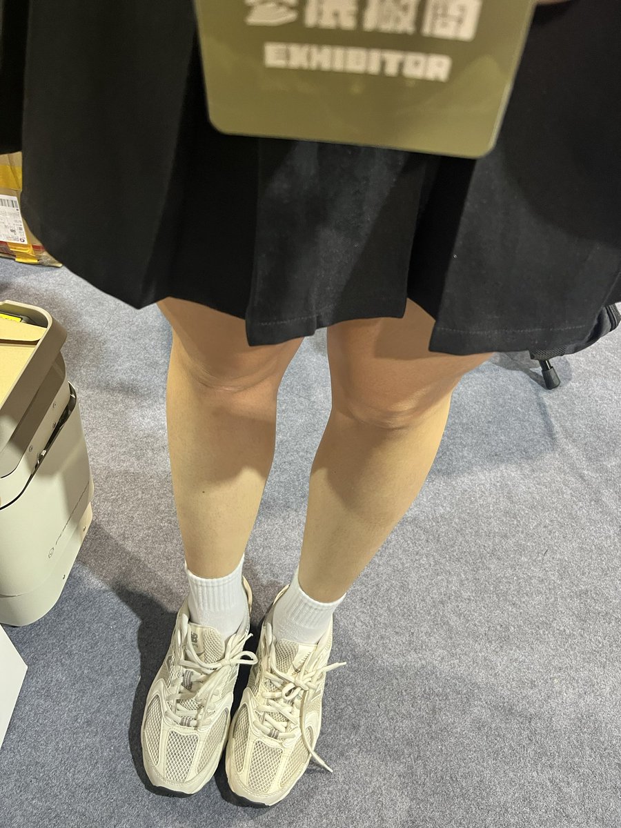 Nanaooobb's tweet photo. 展場限定臭白襪
每天都穿好穿滿喔(⁎⁍̴̛ᴗ⁍̴̛⁎)
歡迎來認領♡
#可約車站面交
#可店到店

#原味 #白襪 #戀足 #原味襪子 #臭腳 https://t.co/F0mqV4kx6T