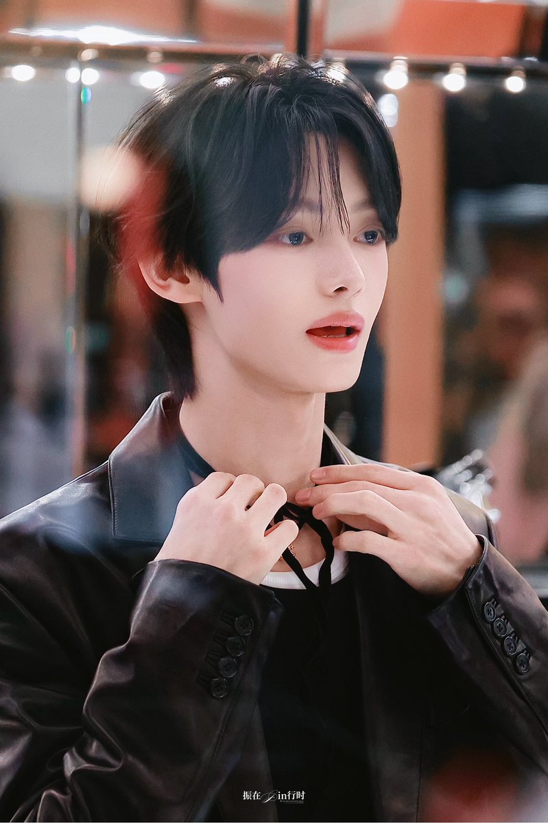 zzjxs0105's tweet photo. 🎁
261003 
#HANJIN #한진 #韩振  #ハンジン
#TWS #투어스   #Celine 
#CelineEte2027 
#TWSXCELINE https://t.co/4XAOPcDQOF
