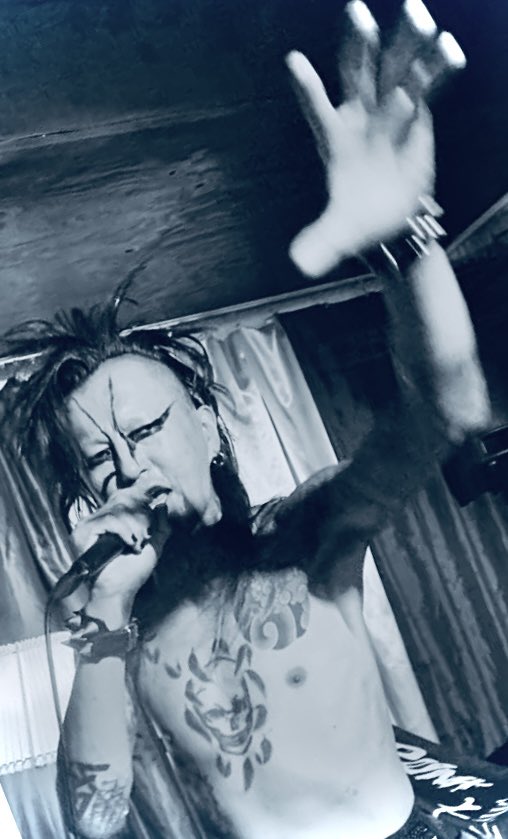 uterozzzaaa2's tweet photo. #uterozzzaaa #deathmachinegig 撮影:RATSWAMP R8.10.2@新世界ヤンチャーズ https://t.co/D7XtjrHwQj