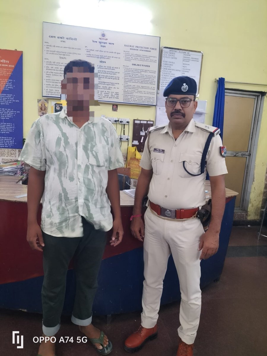 rpferasn's tweet photo. @ErRpf On 03.10.2026, #RPF West Post of Asansol Division arrested a person for running illegal business of Railway tickets. Legal action initiated against him. #Operationuplabdh. https://t.co/zLSV9R740E