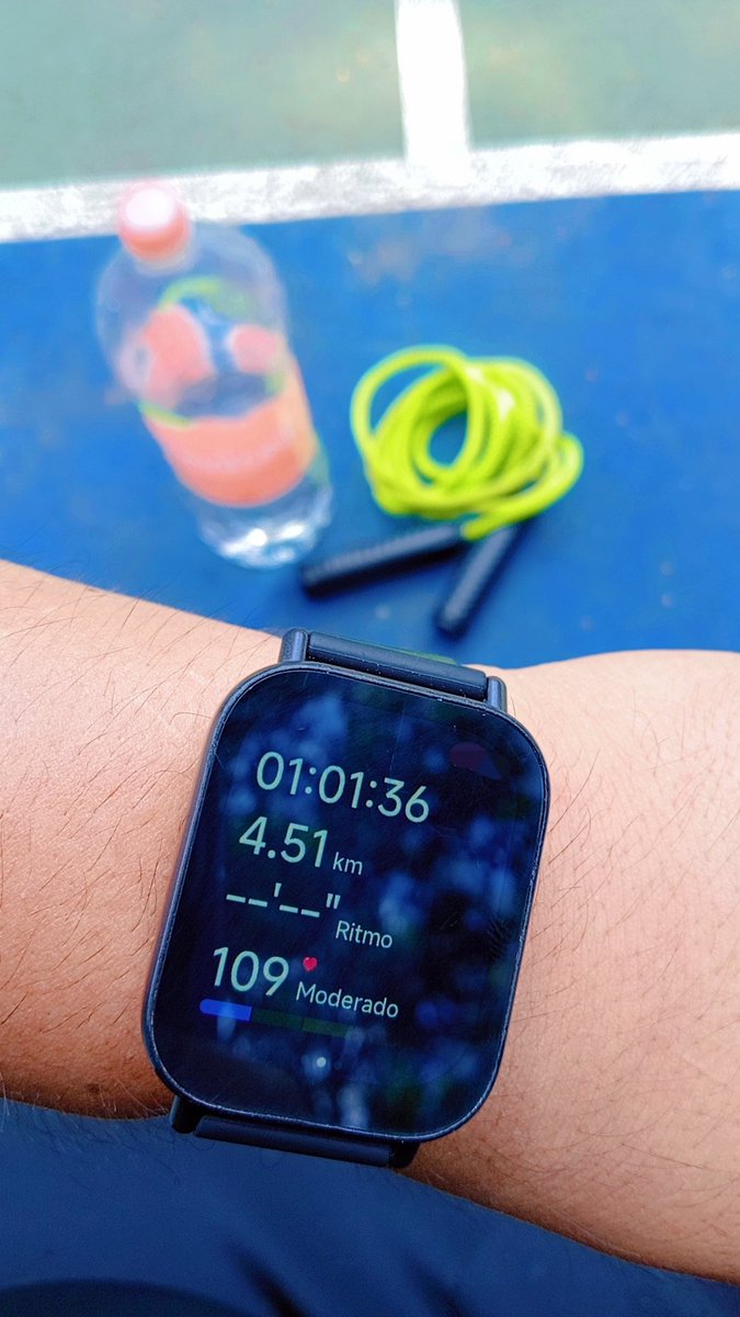 jho0n_dam's tweet photo. Ya 2 meses en vida fitness 😅 https://t.co/kKjS2BlEfm